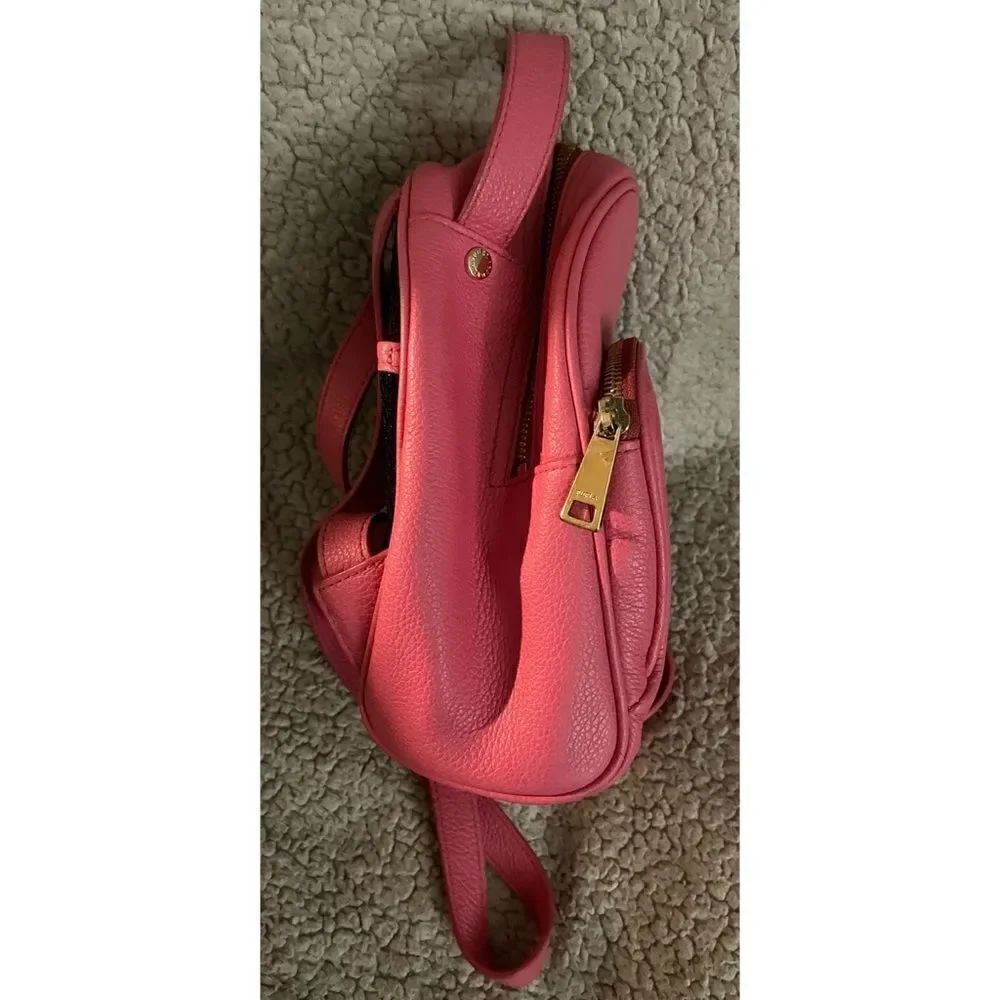 Rare - Furla Frida Mini Vitello Leather
Backpack Pink / Excellent - Picture 10 of 11